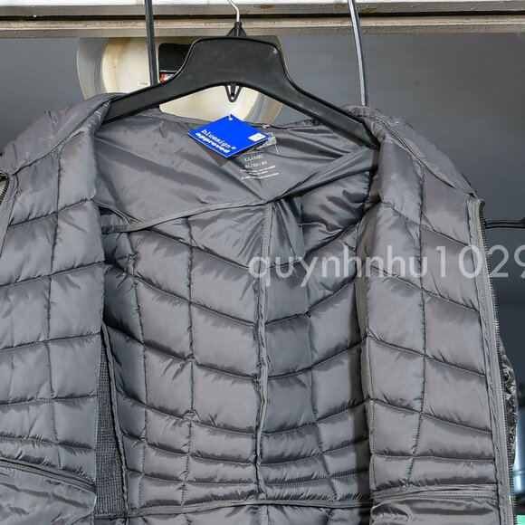 Women Bernardo Ladies Packable Quilted Jacket in charcoal color . - Picture 5 of 10